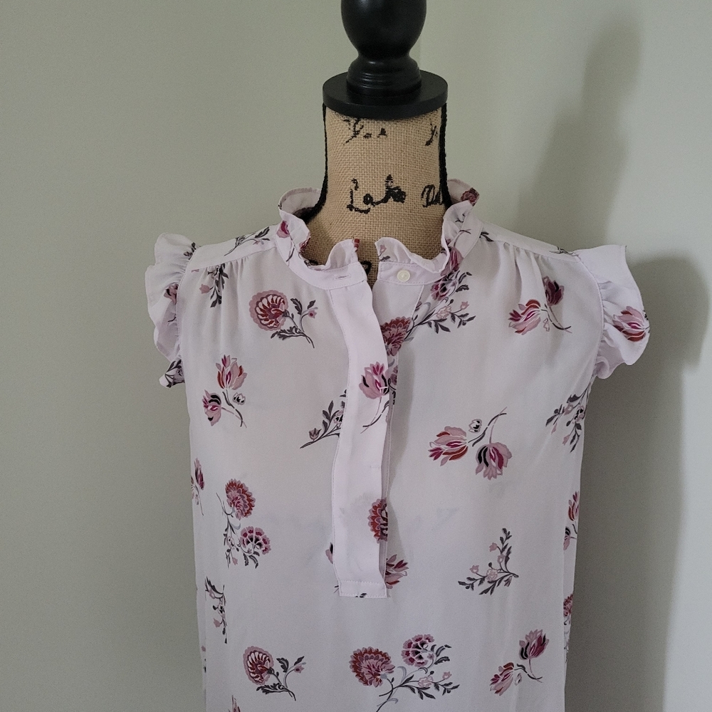 Loft Floral Ruffle Henley Shell - Picture 3 of 9